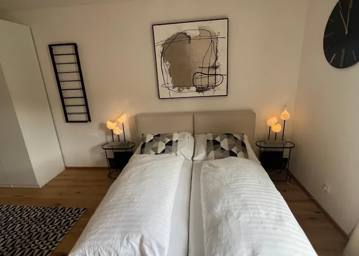 Golden Ridge Apartment
