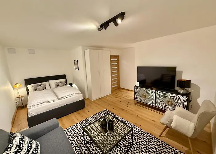 Golden Ridge Apartment